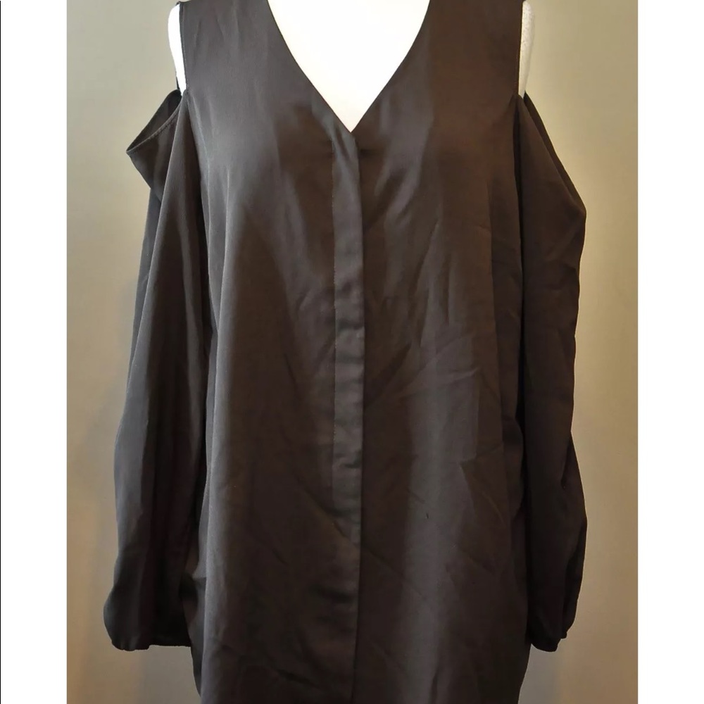 Chico’s Cold Shoulder Tunic Shirt Size 2